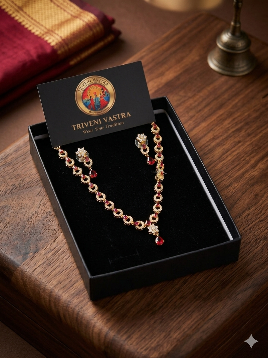 Short necklace with earrings