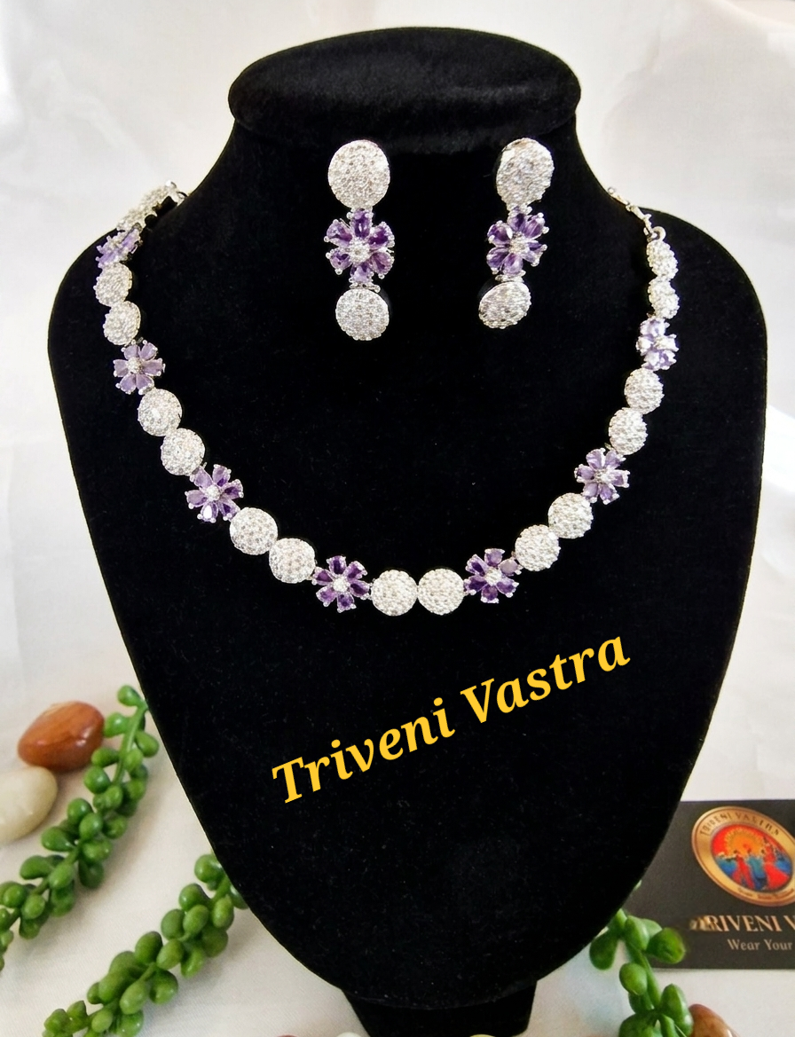Short necklace- Silver & Lavender stones