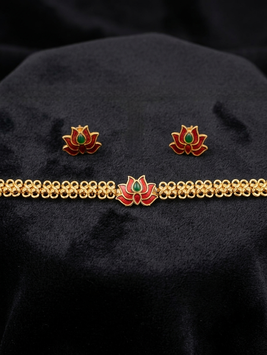 Short necklace/ choker