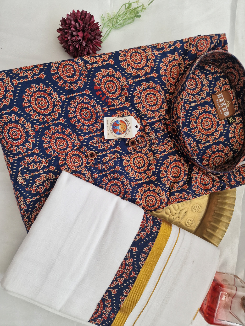 Blue & Burgenty Kurtha (XL) with maching mundu (Dhoti)