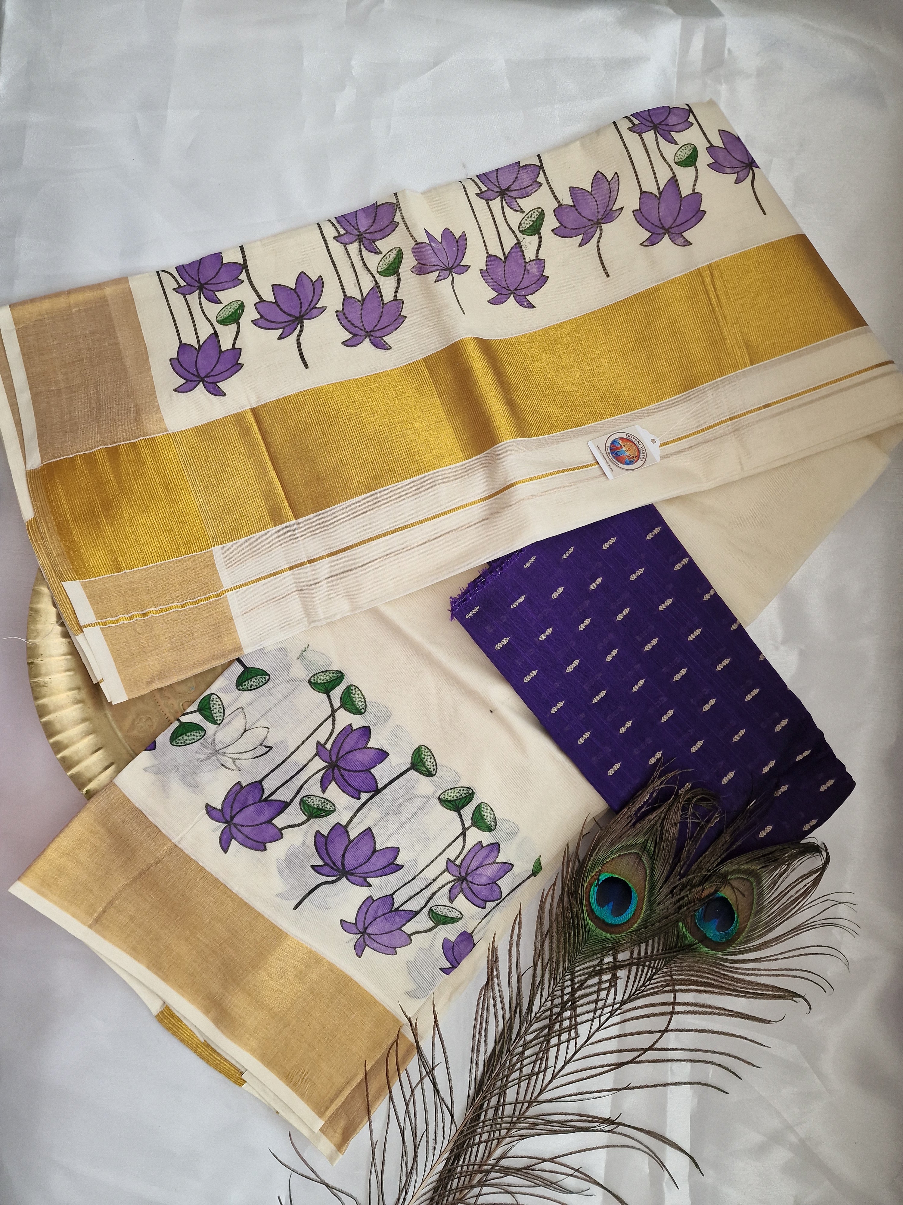 Settumundu with unstitched blouse
