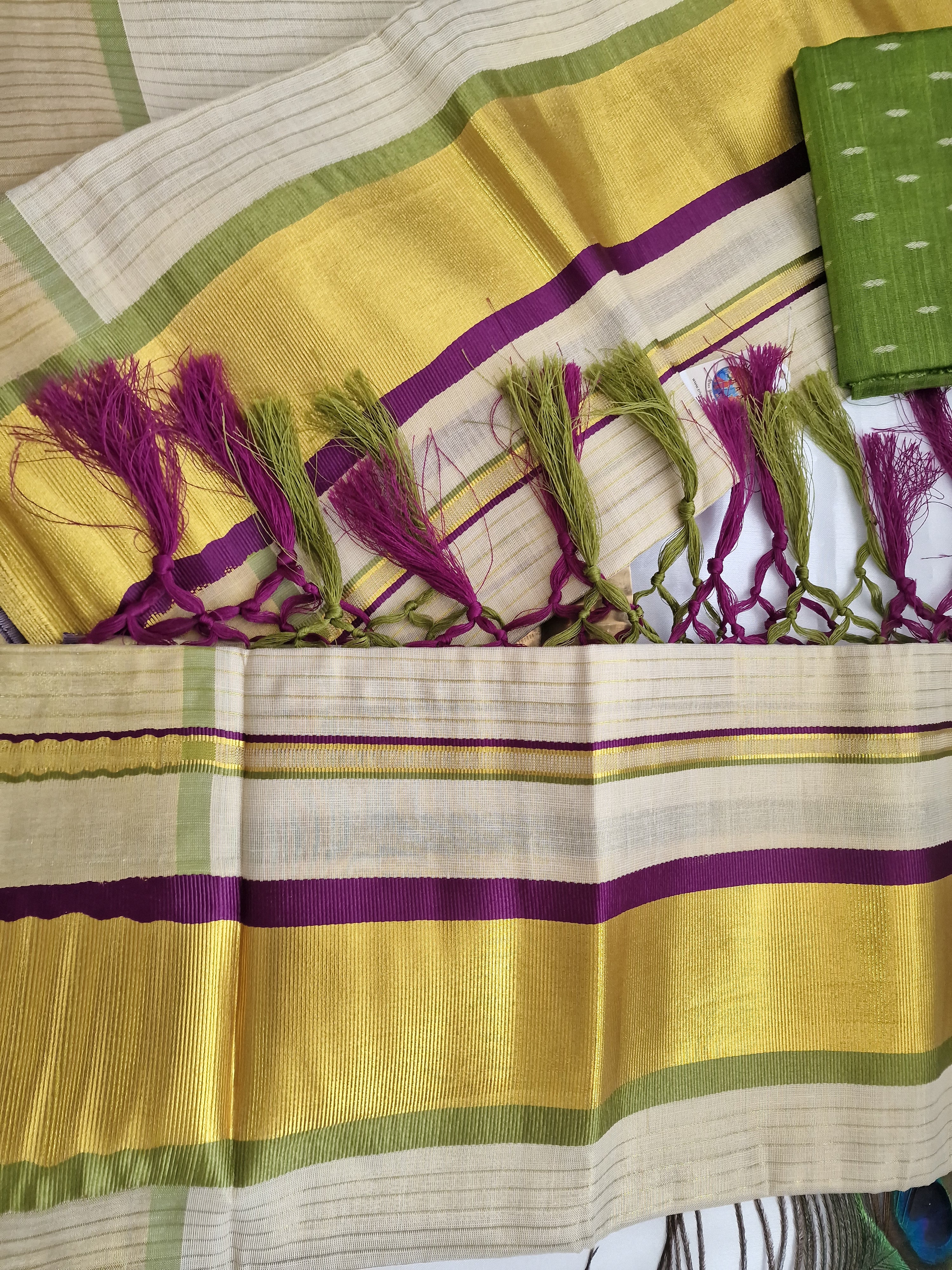 Settumundu with unstitched blouse