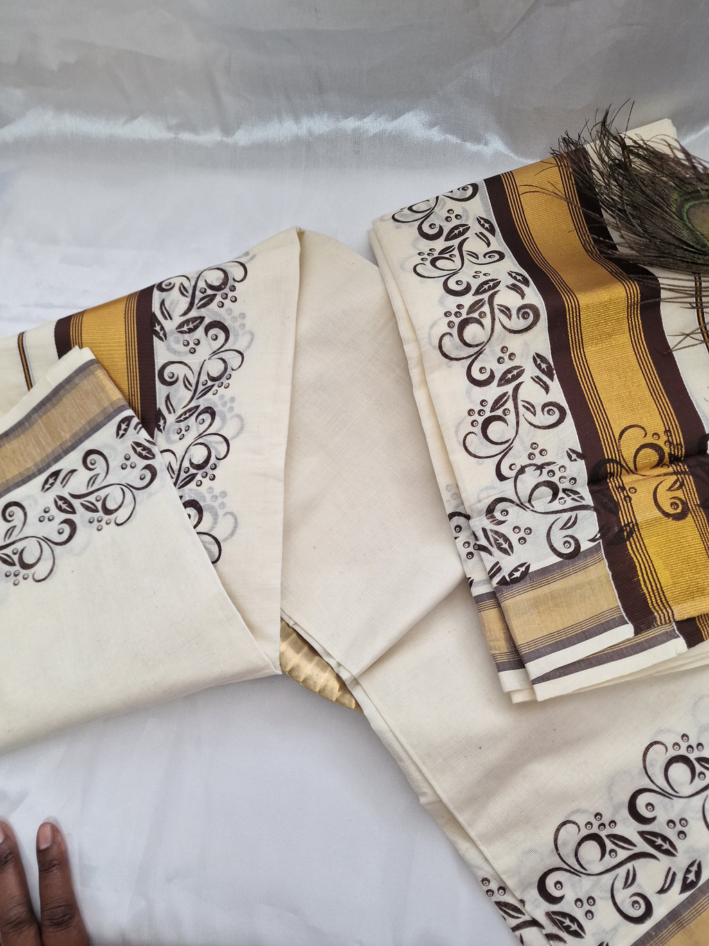 Coffee brown settu mundu