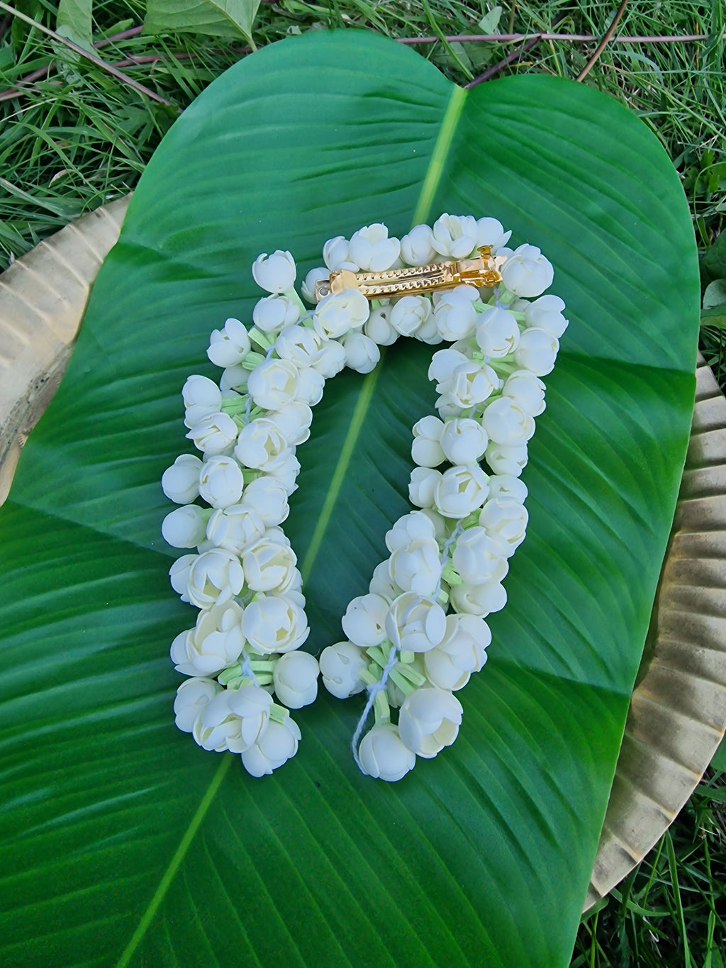 Premium Realistic Artificial Jasmine Flower with clip (1 muzham/16 inches)