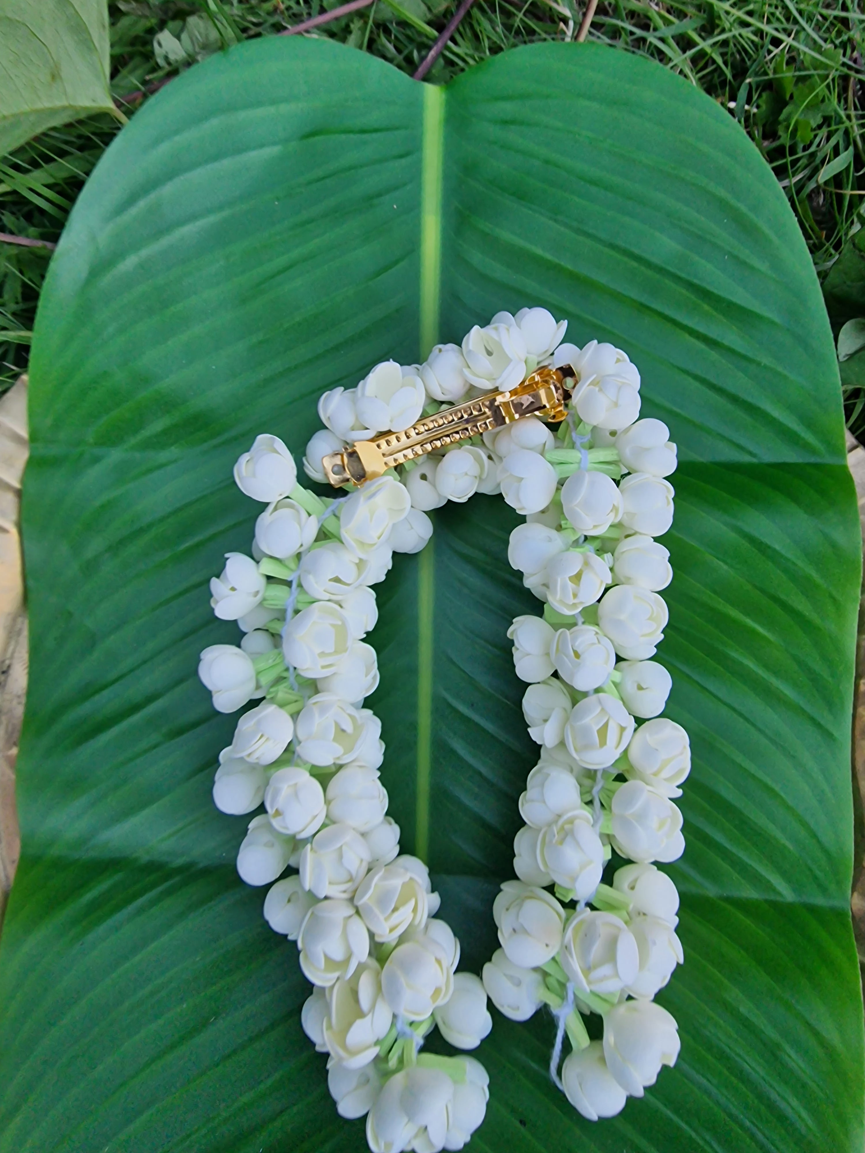 Premium Realistic Artificial Jasmine Flower with clip (1 muzham/16 inches)