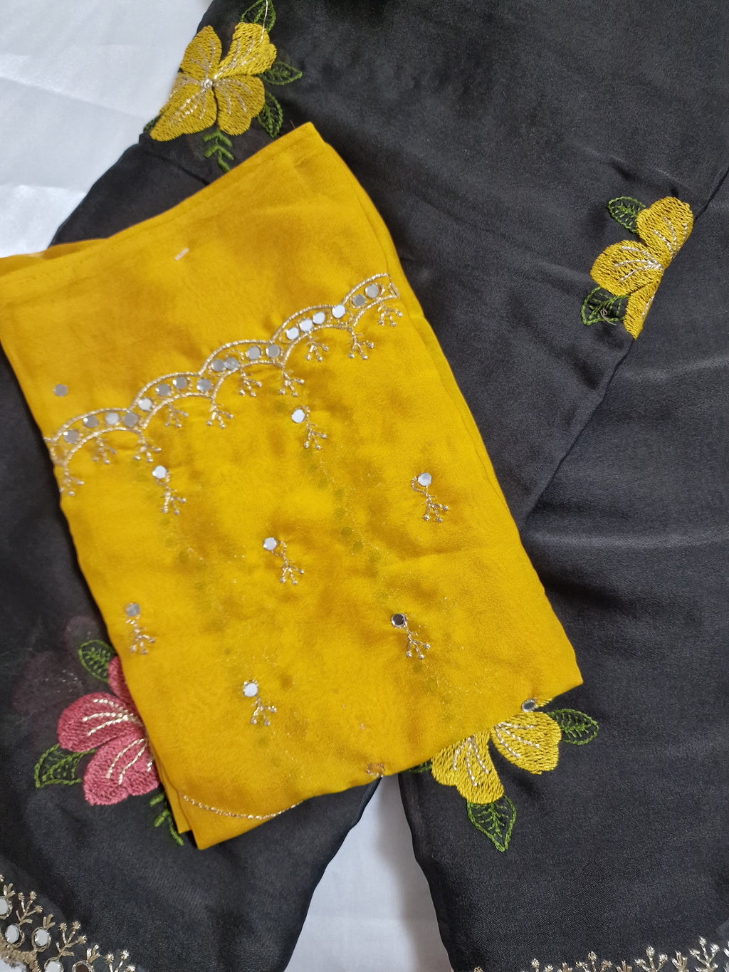 Saree with running blouse- Black