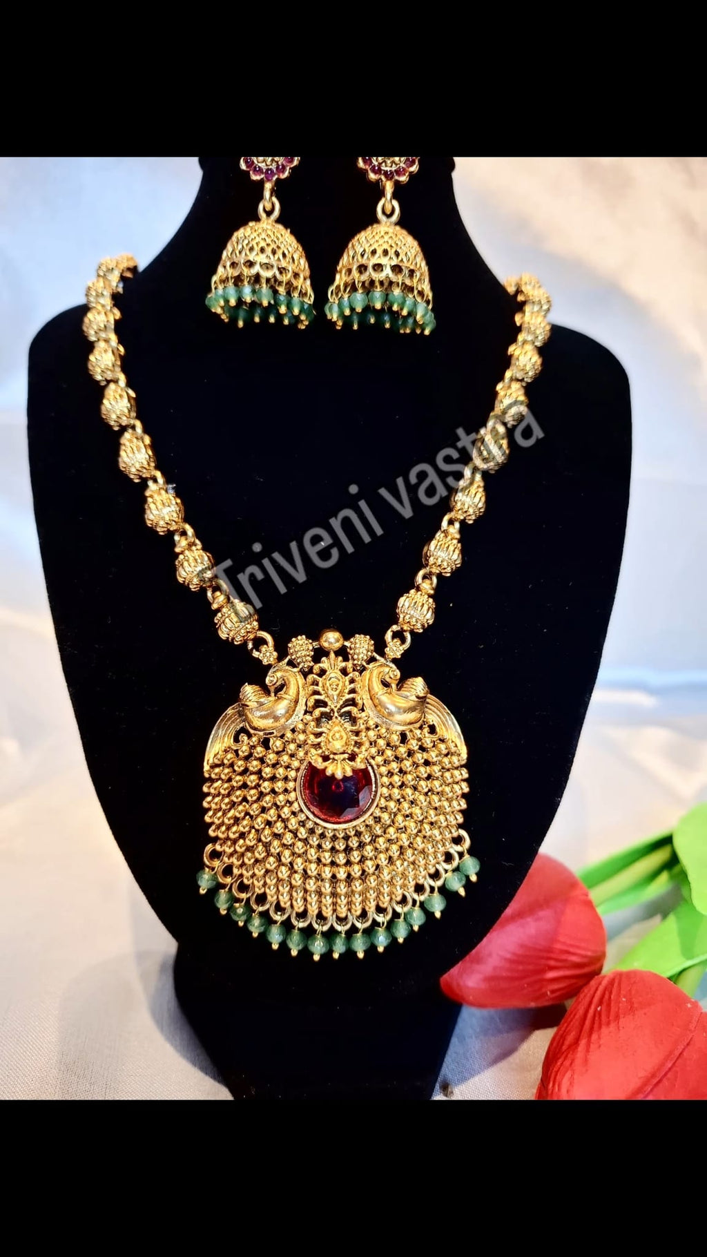 Long necklace