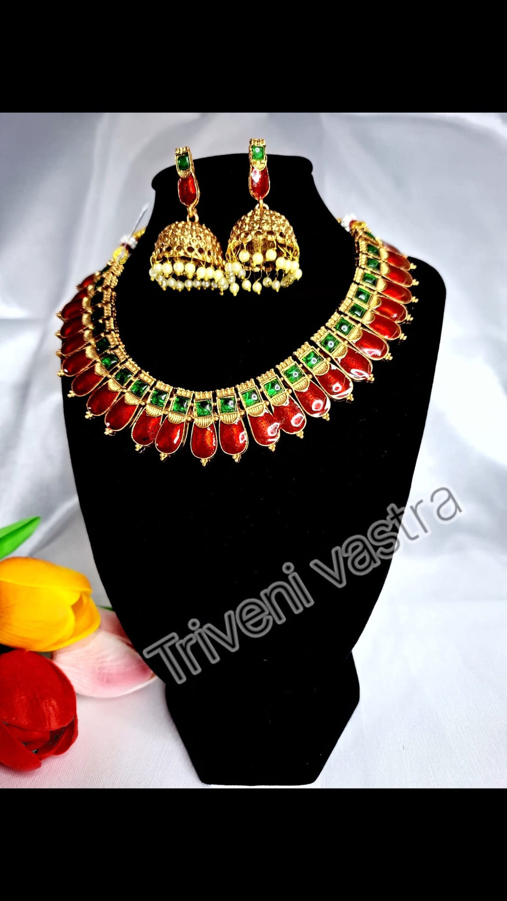 Red &Green traditional short necklace with earring