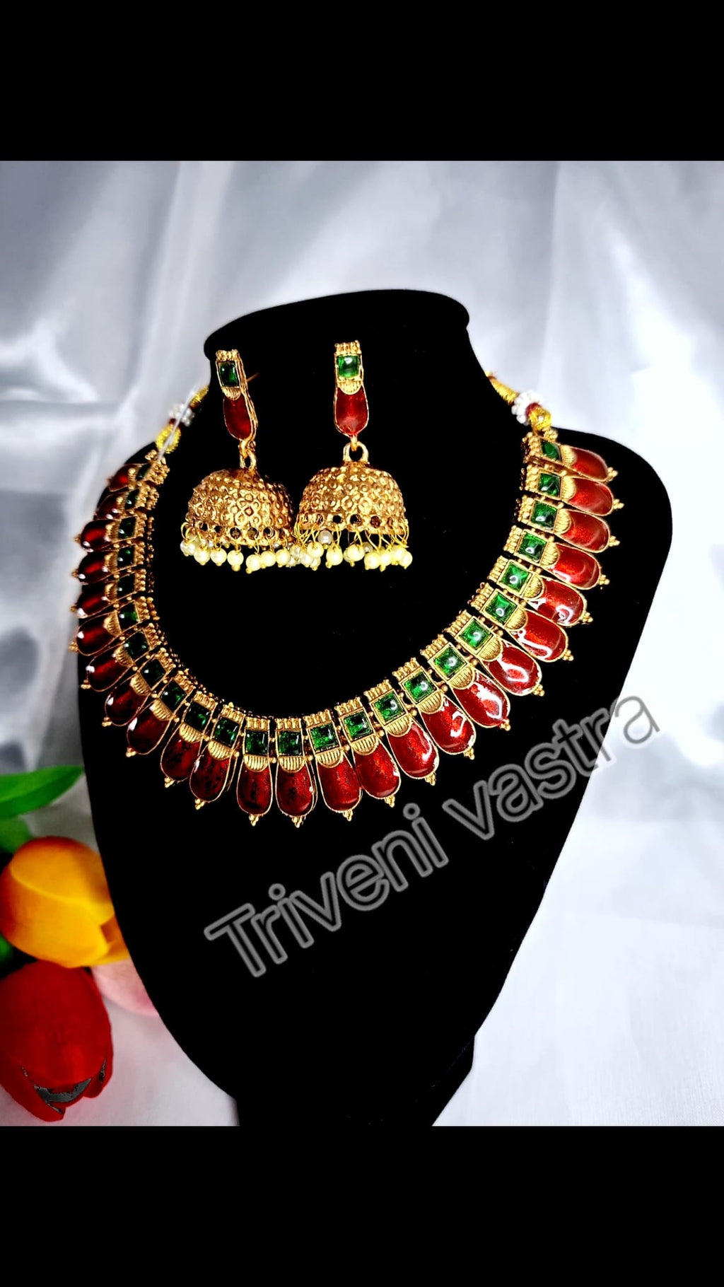 Red &Green traditional short necklace with earring