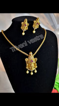 Short neckace with necklace ( Lord Venkideswara/ Vishnu)