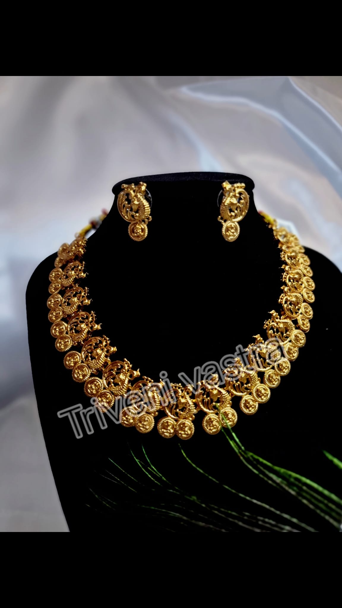 Short necklace - Peacock / Kaasumala ( coin necklace)