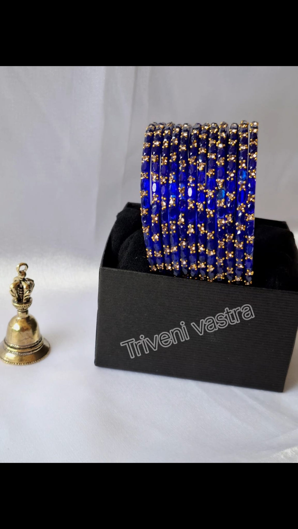 Glass bangles- Blue
