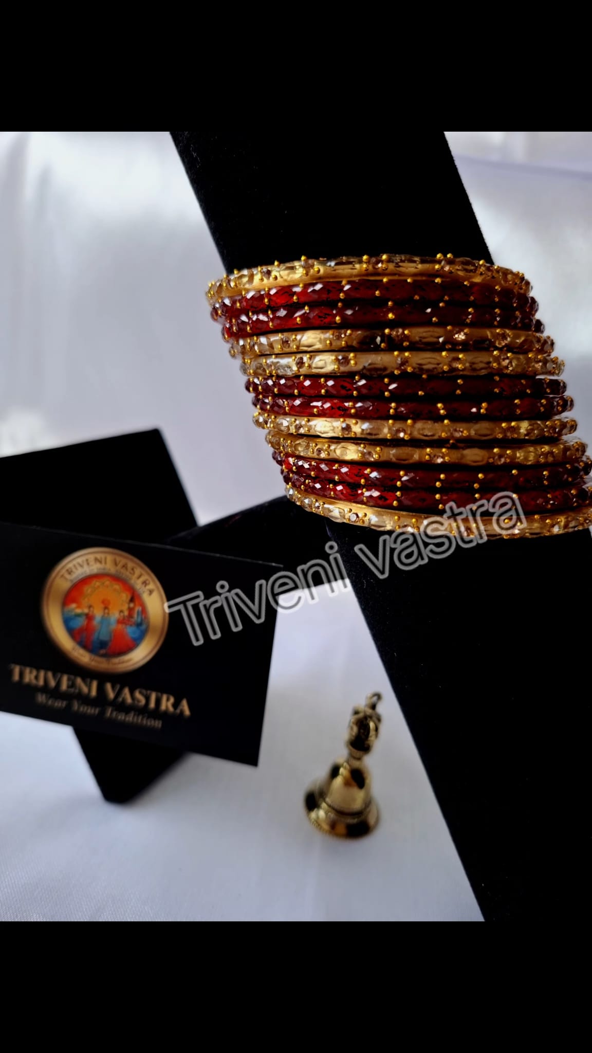 Glass bangles Red &Gold