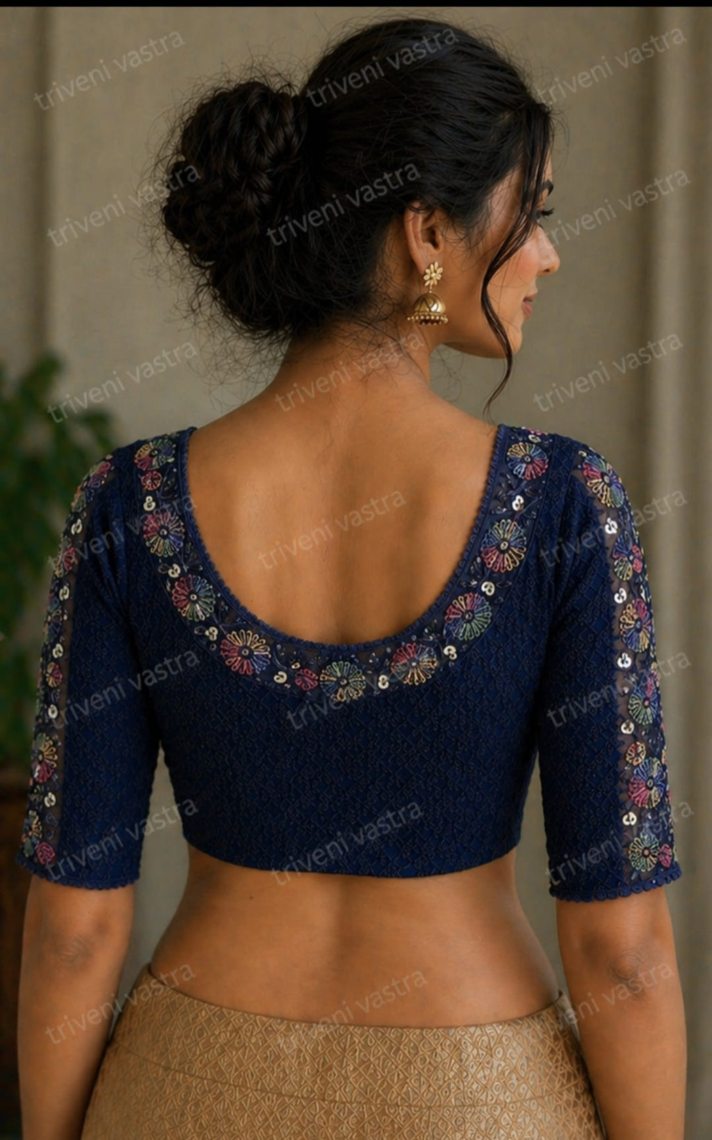 Strechable Embroidered Readymade saree blouse -XL