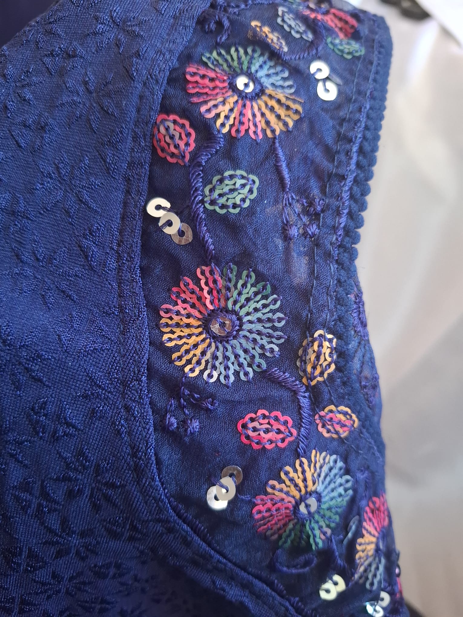 Strechable Embroidered Readymade saree blouse -XL