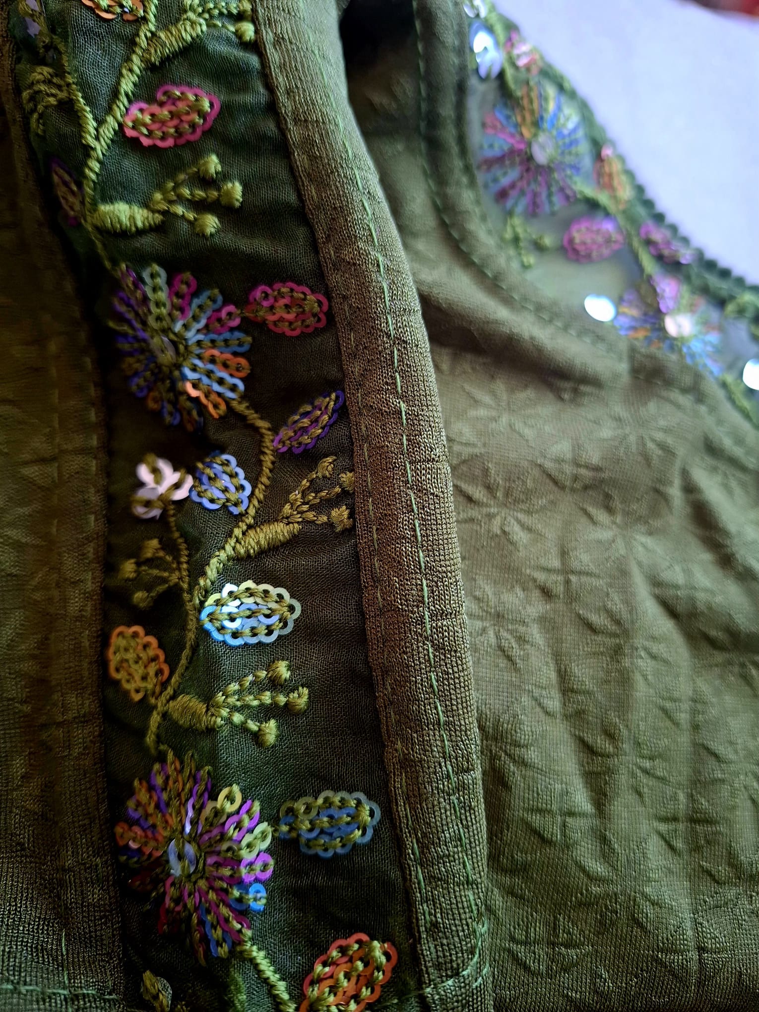Strechable Embroidered Saree Blouse- Green
