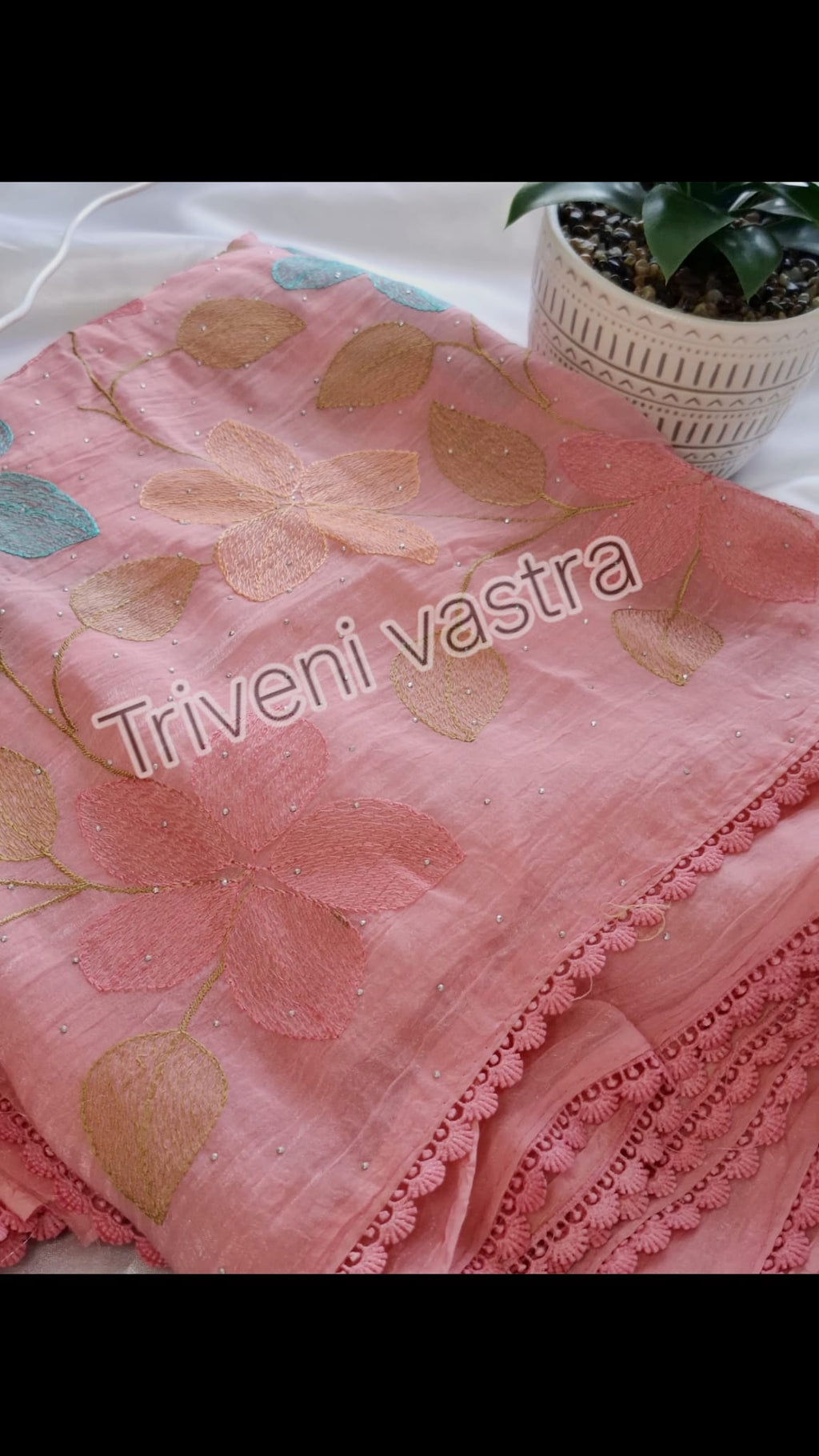 Embroidered saree with running blouse -Pink