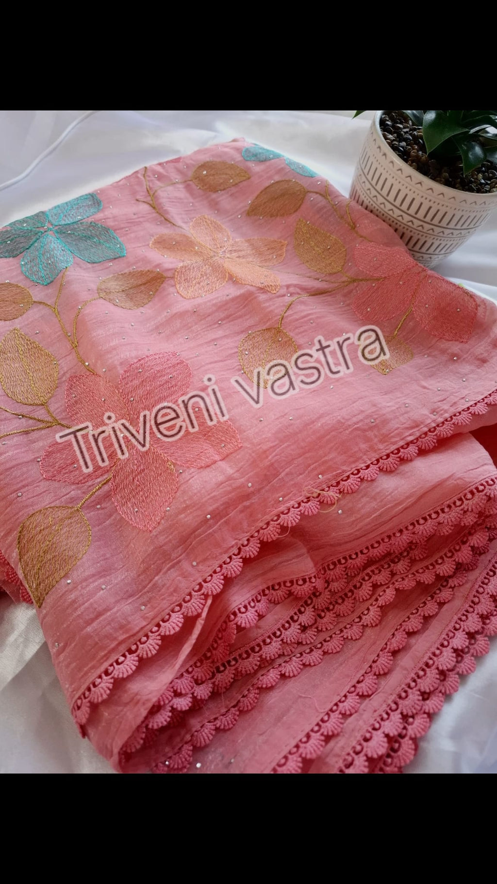 Embroidered saree with running blouse -Pink