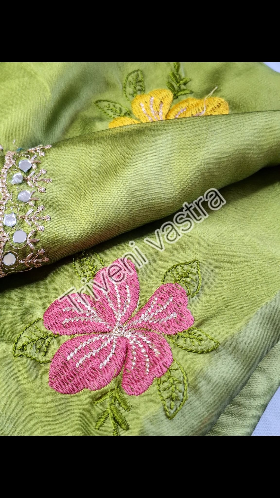 Saree with running blouse- Green