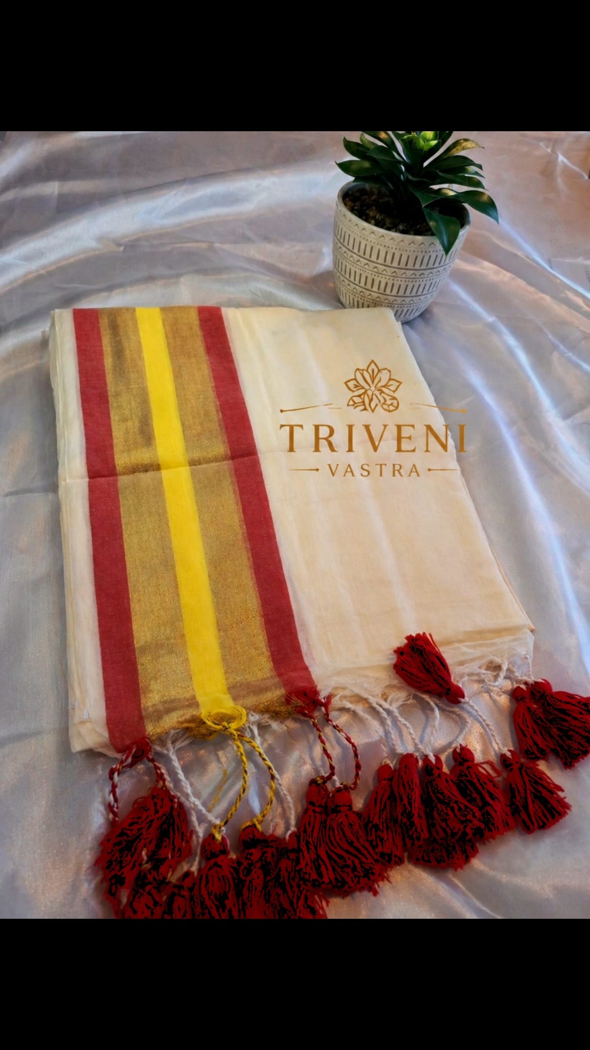 Munju Warrior inspired Mulcotton saree