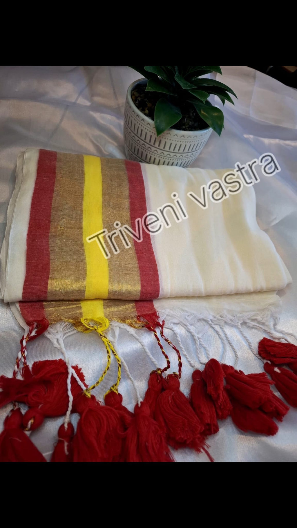 Munju Warrior inspired Mulcotton saree