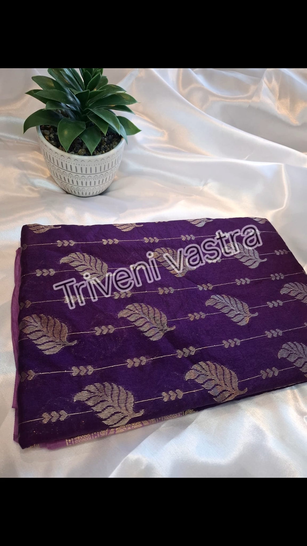 Silk saree with Running blouse