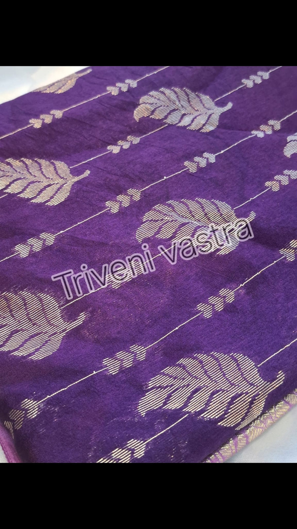 Silk saree with Running blouse