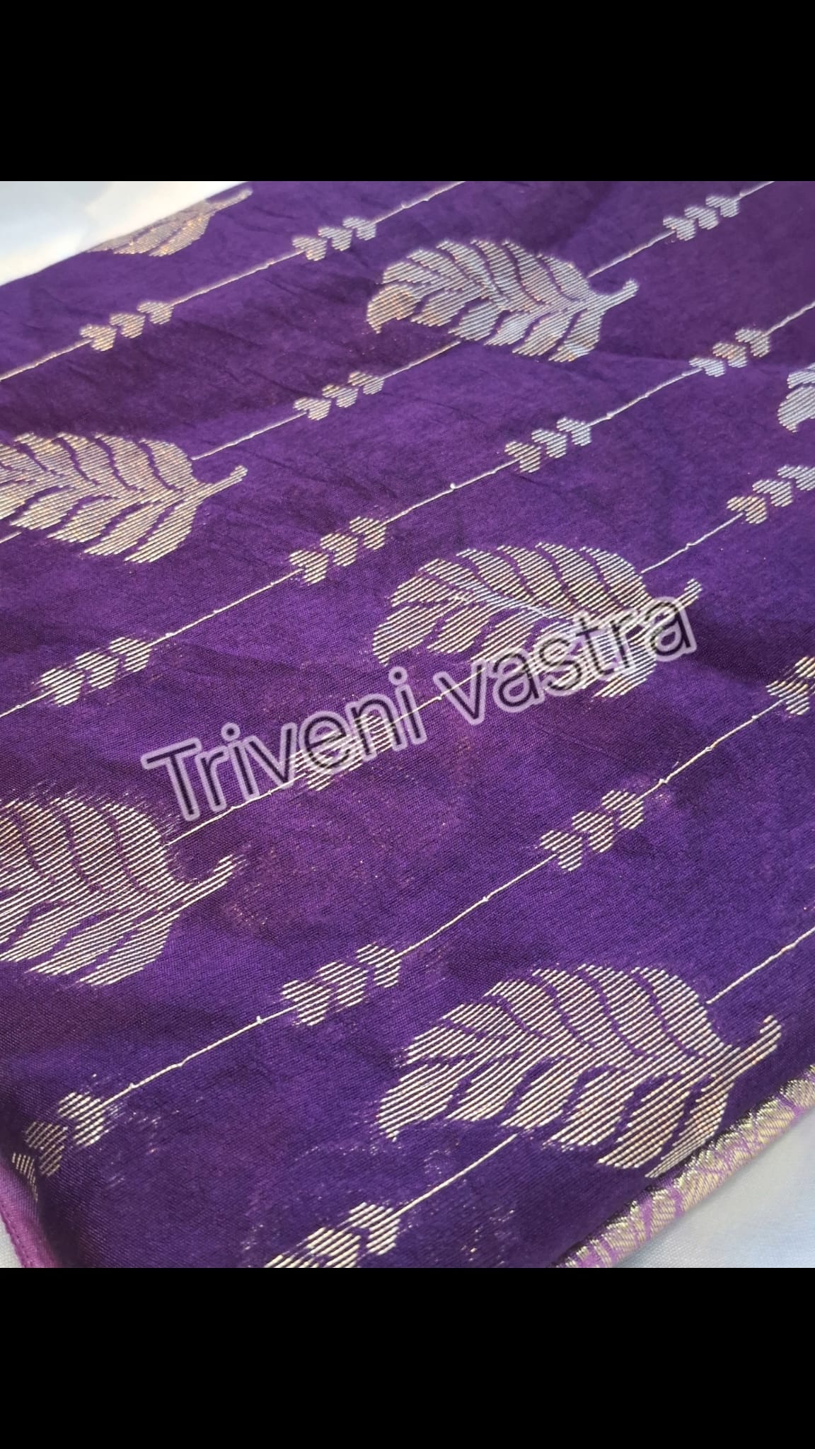 Silk saree with Running blouse