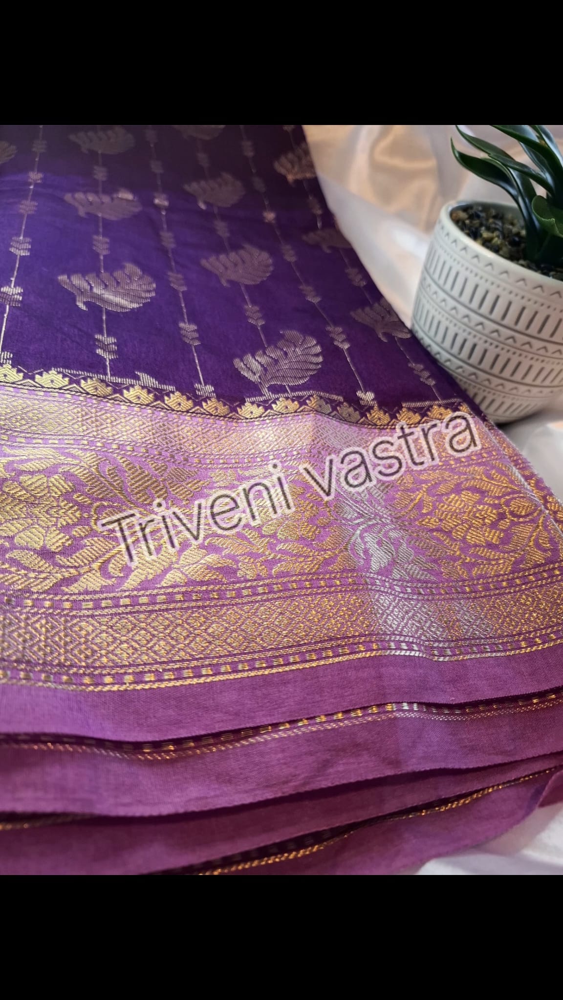 Silk saree with Running blouse