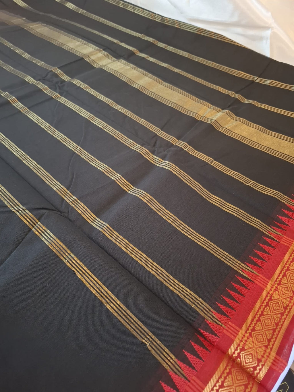 Black & Red saree- Kanchi Silk cotton Blend