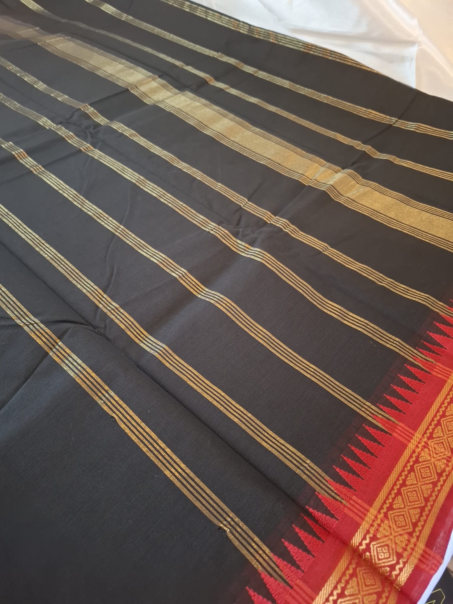 Black & Red saree- Kanchi Silk cotton Blend