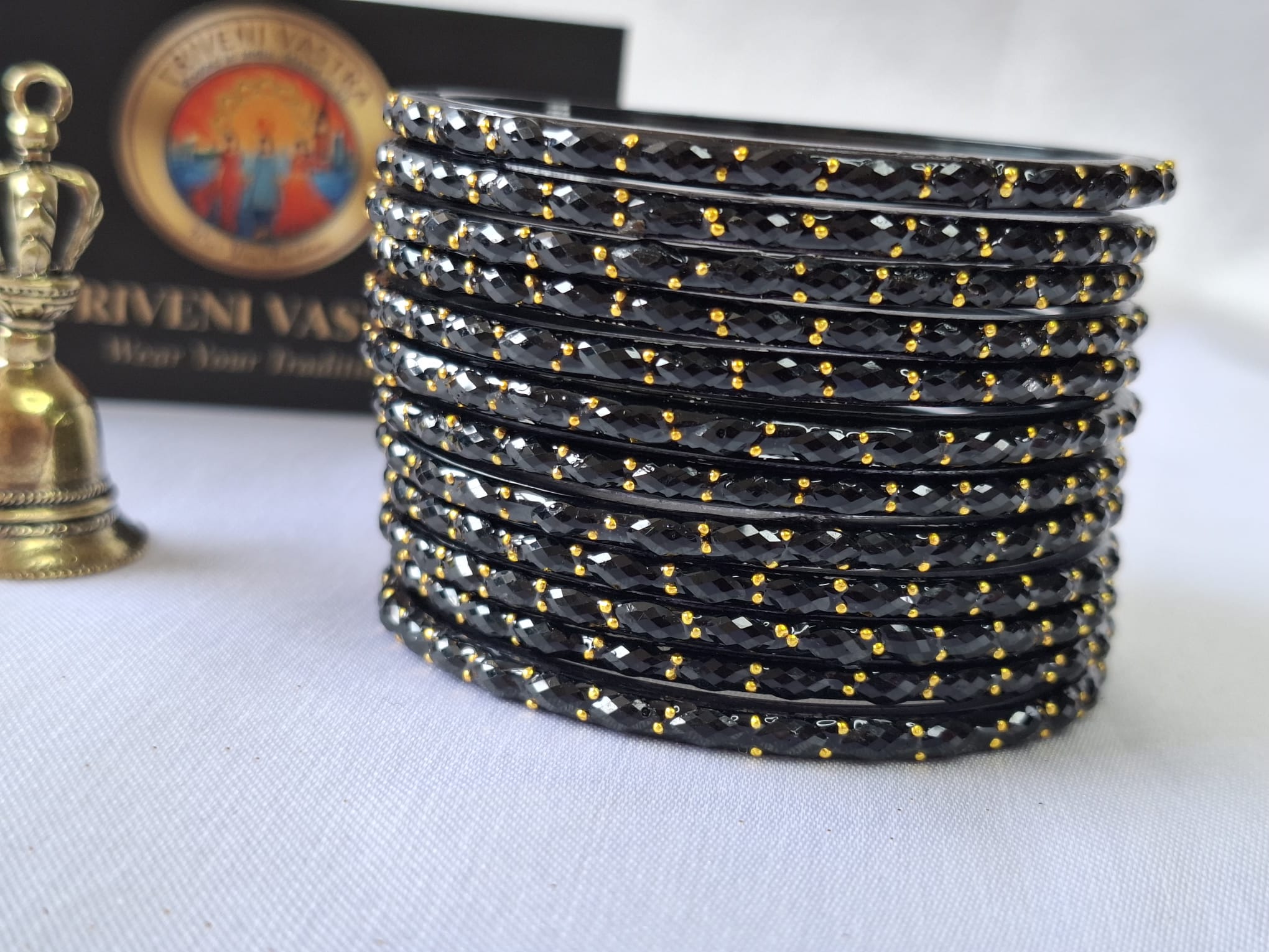 Glass bangles - Black