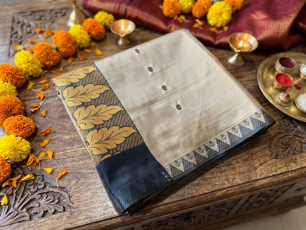 Light weight saree